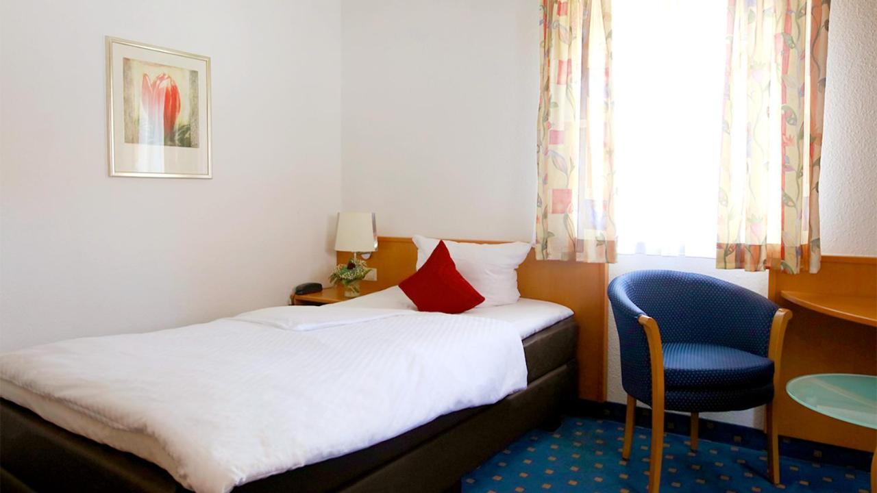 Hotel Gasthof Adler Ulm Extérieur photo