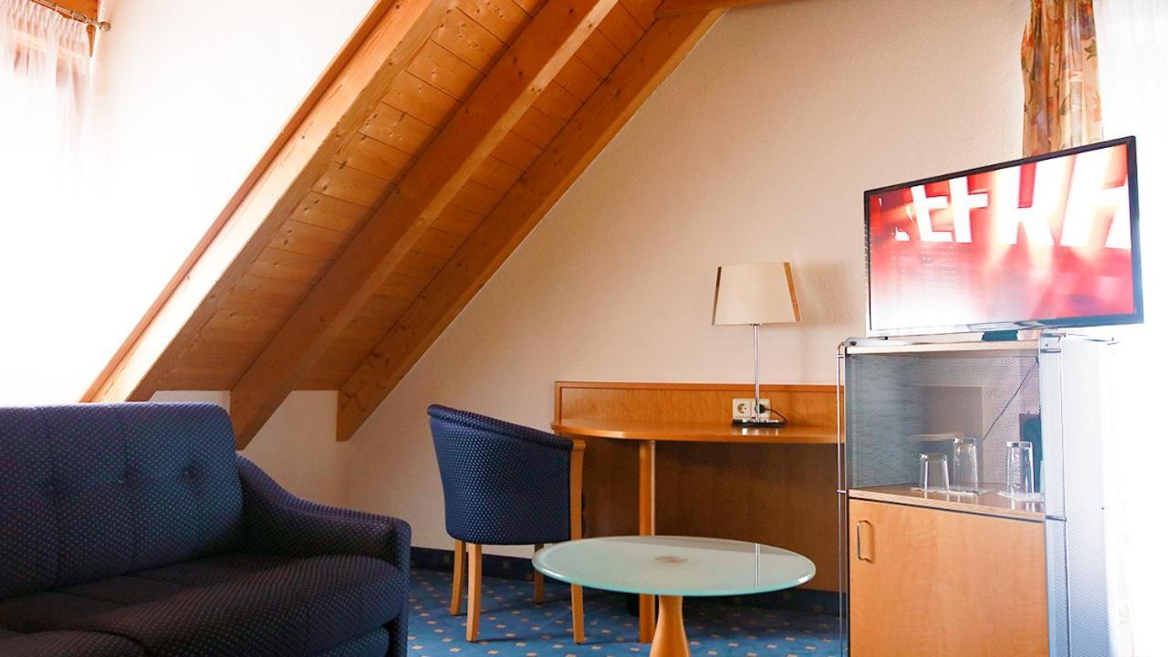 Hotel Gasthof Adler Ulm Extérieur photo