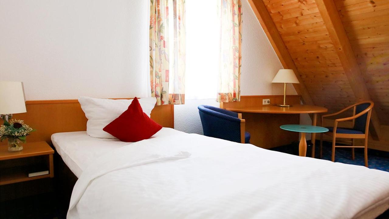 Hotel Gasthof Adler Ulm Extérieur photo