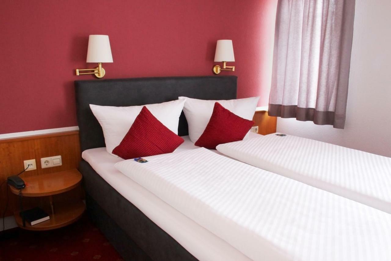 Hotel Gasthof Adler Ulm Extérieur photo